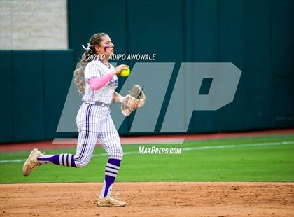 Thumbnail 3 in Crawford @ Shiner (UIL 2A Softball Semifinal) photogallery.