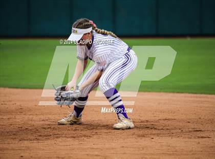 Thumbnail 2 in Crawford @ Shiner (UIL 2A Softball Semifinal) photogallery.