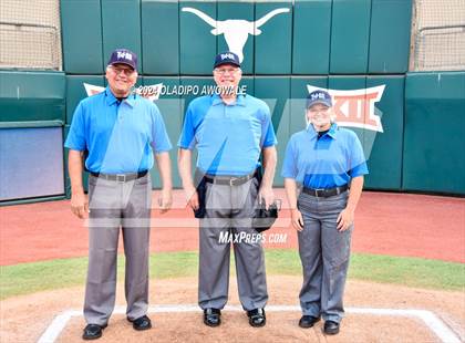 Thumbnail 2 in Crawford @ Shiner (UIL 2A Softball Semifinal) photogallery.