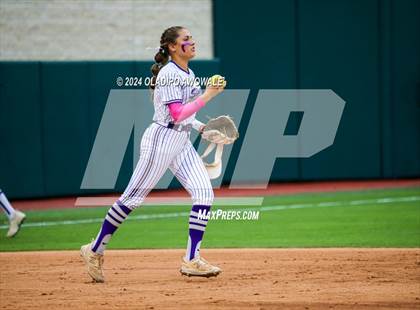 Thumbnail 2 in Crawford @ Shiner (UIL 2A Softball Semifinal) photogallery.