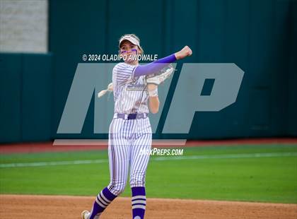 Thumbnail 2 in Crawford @ Shiner (UIL 2A Softball Semifinal) photogallery.