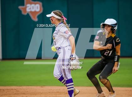 Thumbnail 2 in Crawford @ Shiner (UIL 2A Softball Semifinal) photogallery.