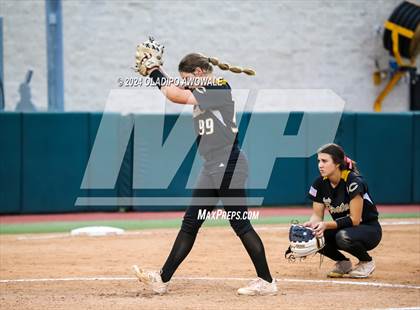 Thumbnail 1 in Crawford @ Shiner (UIL 2A Softball Semifinal) photogallery.