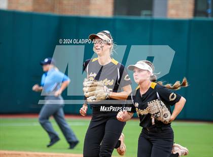 Thumbnail 2 in Crawford @ Shiner (UIL 2A Softball Semifinal) photogallery.