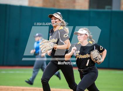 Thumbnail 3 in Crawford @ Shiner (UIL 2A Softball Semifinal) photogallery.