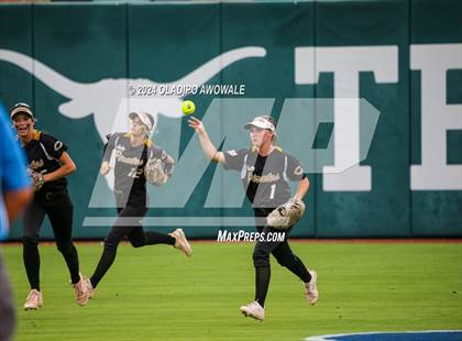 Thumbnail 1 in Crawford @ Shiner (UIL 2A Softball Semifinal) photogallery.