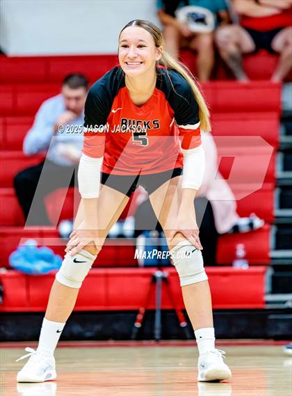 Thumbnail 1 in Seventy-First @ Hoke County photogallery.