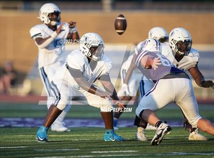 Thumbnail 3 in Belleville East @ Collinsville photogallery.