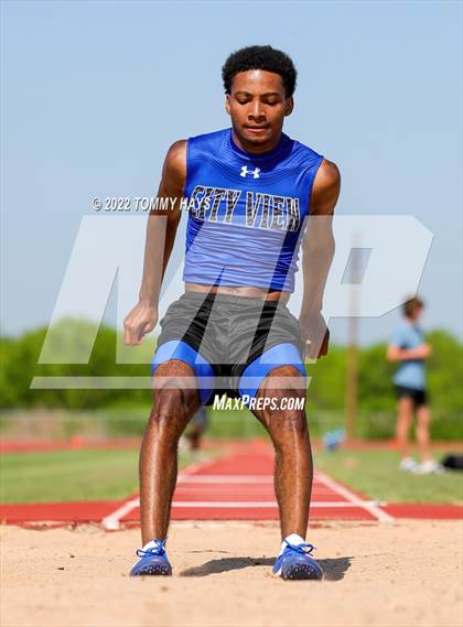 Thumbnail 1 in UIL 3A Area (Jumping Events) photogallery.