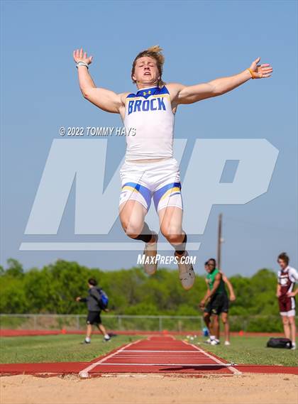 Thumbnail 2 in UIL 3A Area (Jumping Events) photogallery.