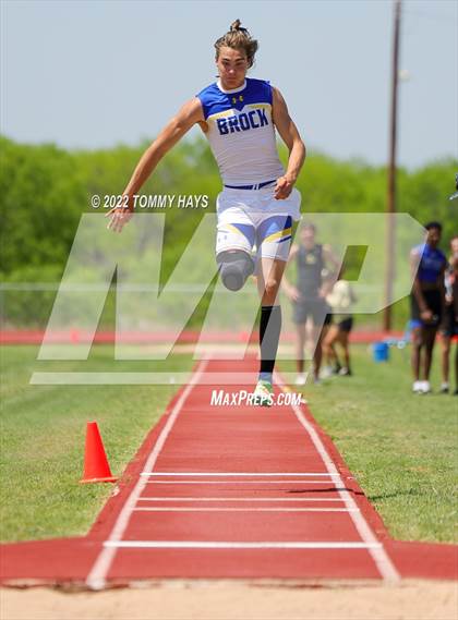 Thumbnail 2 in UIL 3A Area (Jumping Events) photogallery.