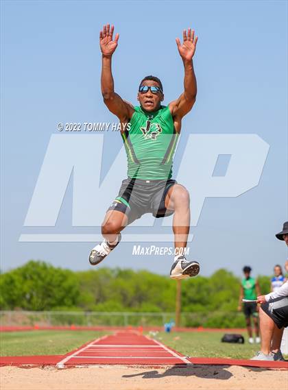 Thumbnail 3 in UIL 3A Area (Jumping Events) photogallery.