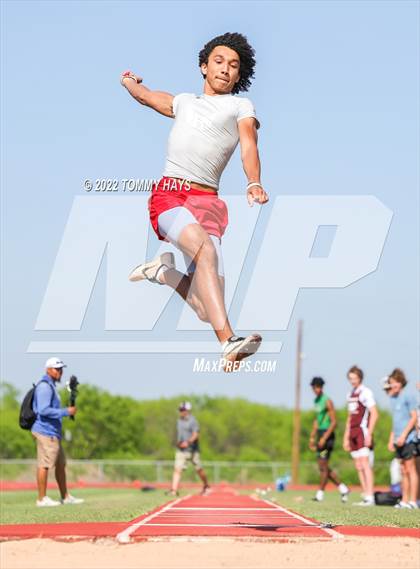 Thumbnail 1 in UIL 3A Area (Jumping Events) photogallery.