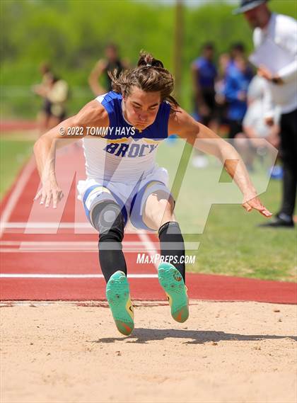 Thumbnail 1 in UIL 3A Area (Jumping Events) photogallery.