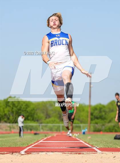 Thumbnail 3 in UIL 3A Area (Jumping Events) photogallery.
