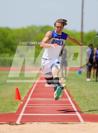 Thumbnail 1 in UIL 3A Area (Jumping Events) photogallery.