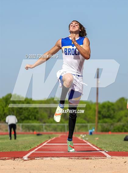Thumbnail 1 in UIL 3A Area (Jumping Events) photogallery.