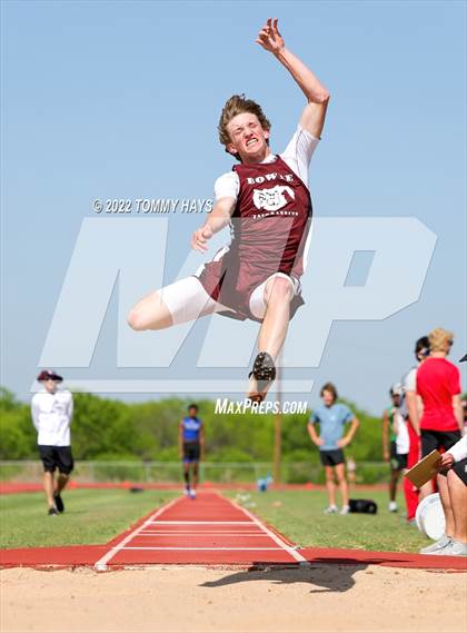 Thumbnail 2 in UIL 3A Area (Jumping Events) photogallery.