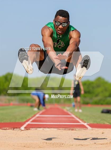 Thumbnail 1 in UIL 3A Area (Jumping Events) photogallery.