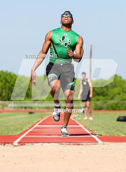 Thumbnail 2 in UIL 3A Area (Jumping Events) photogallery.