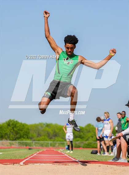 Thumbnail 3 in UIL 3A Area (Jumping Events) photogallery.