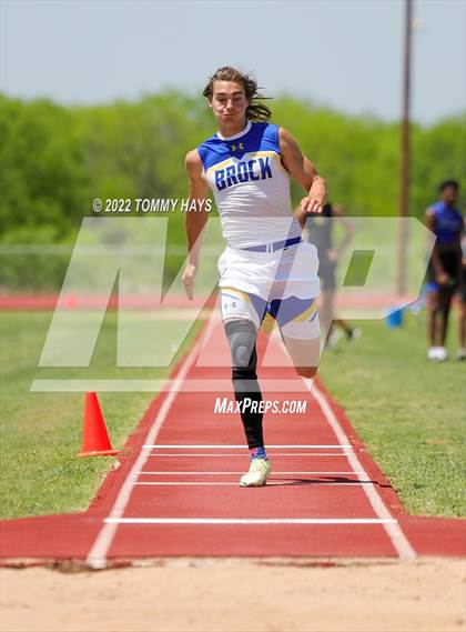 Thumbnail 2 in UIL 3A Area (Jumping Events) photogallery.