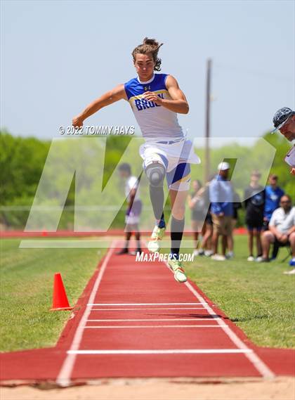 Thumbnail 3 in UIL 3A Area (Jumping Events) photogallery.