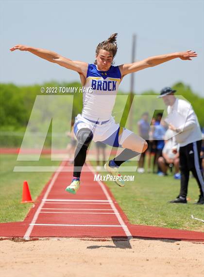 Thumbnail 3 in UIL 3A Area (Jumping Events) photogallery.