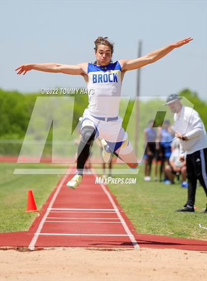 Thumbnail 2 in UIL 3A Area (Jumping Events) photogallery.