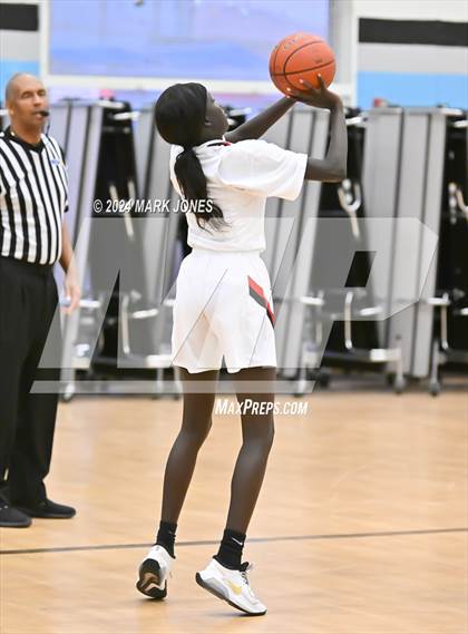 Thumbnail 3 in Glendale vs. Phoenix Christian (Lady Wolves Court Classic) photogallery.
