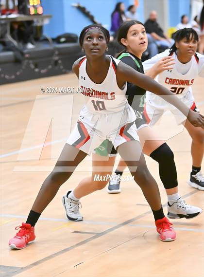 Thumbnail 2 in Glendale vs. Phoenix Christian (Lady Wolves Court Classic) photogallery.