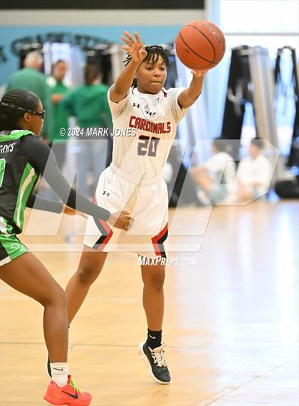 Thumbnail 2 in Glendale vs. Phoenix Christian (Lady Wolves Court Classic) photogallery.