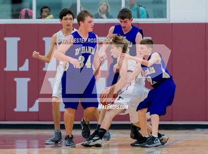 Thumbnail 1 in FR: D'Hanis vs Dilley Freshman photogallery.