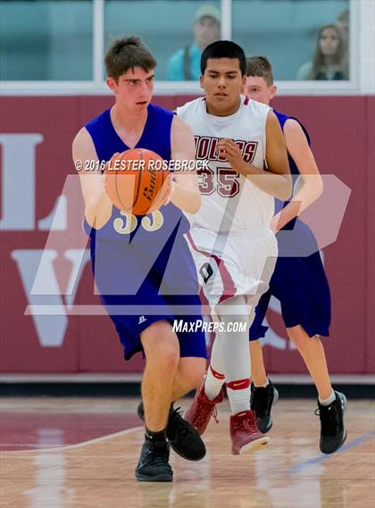 Thumbnail 3 in FR: D'Hanis vs Dilley Freshman photogallery.
