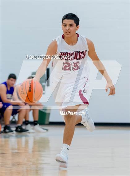 Thumbnail 3 in FR: D'Hanis vs Dilley Freshman photogallery.