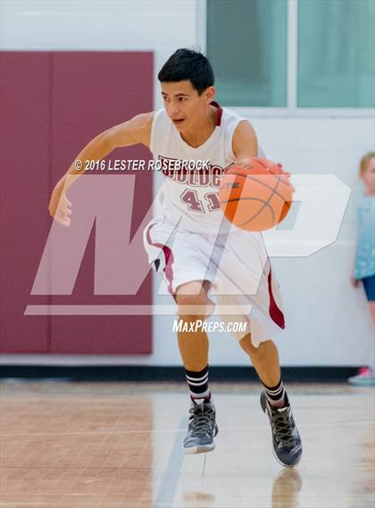 Thumbnail 2 in FR: D'Hanis vs Dilley Freshman photogallery.