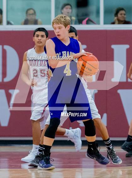 Thumbnail 2 in FR: D'Hanis vs Dilley Freshman photogallery.