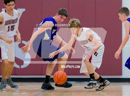 Thumbnail 2 in FR: D'Hanis vs Dilley Freshman photogallery.