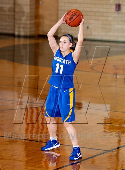 Thumbnail 2 in Newport Central Catholic vs Holy Cross (All A Classic) photogallery.