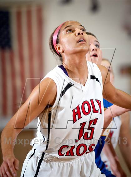 Thumbnail 3 in Newport Central Catholic vs Holy Cross (All A Classic) photogallery.