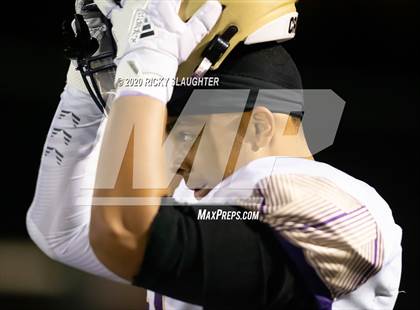 Thumbnail 3 in Christian Brothers @ De Smet Jesuit  (MSHSAA Class 6 District Playoff) photogallery.