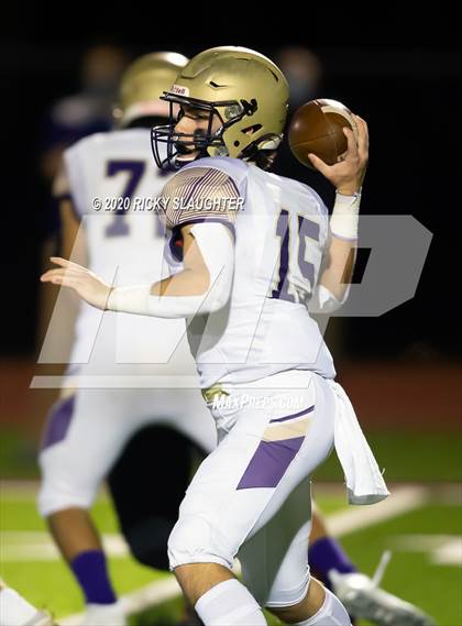 Thumbnail 3 in Christian Brothers @ De Smet Jesuit  (MSHSAA Class 6 District Playoff) photogallery.