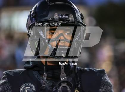 Thumbnail 1 in Thousand Oaks @ Calabasas photogallery.