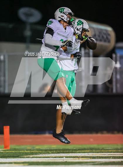 Thumbnail 3 in Thousand Oaks @ Calabasas photogallery.