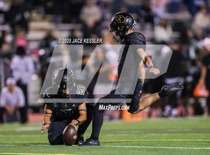 Thumbnail 2 in Thousand Oaks @ Calabasas photogallery.
