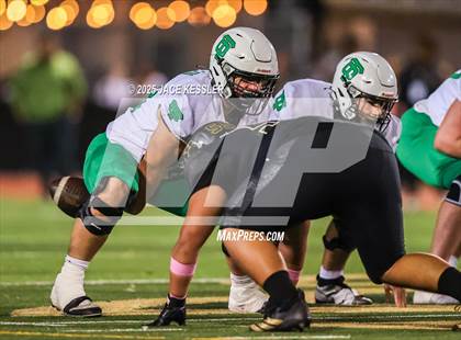 Thumbnail 2 in Thousand Oaks @ Calabasas photogallery.