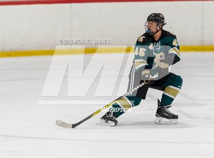 Thumbnail 3 in JSerra Catholic vs. Damien photogallery.