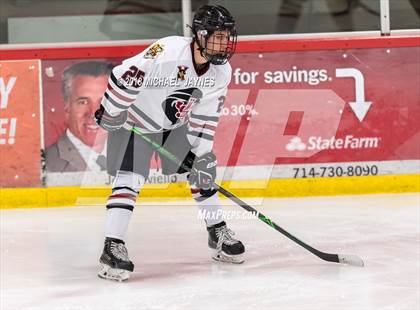 Thumbnail 3 in JSerra Catholic vs. Damien photogallery.