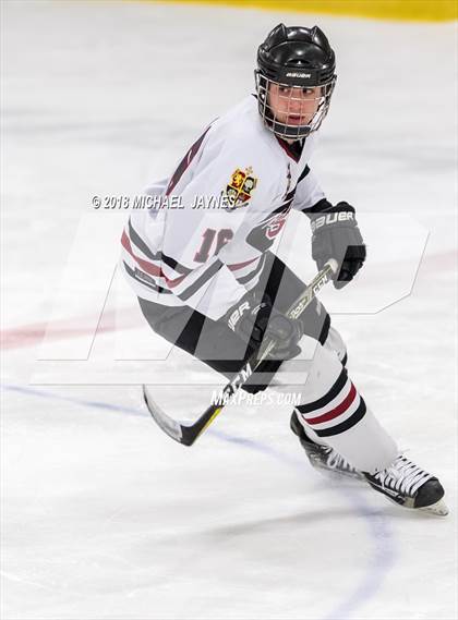 Thumbnail 1 in JSerra Catholic vs. Damien photogallery.
