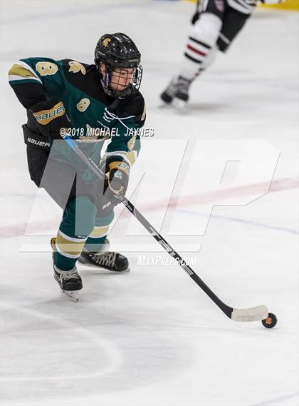 Thumbnail 2 in JSerra Catholic vs. Damien photogallery.